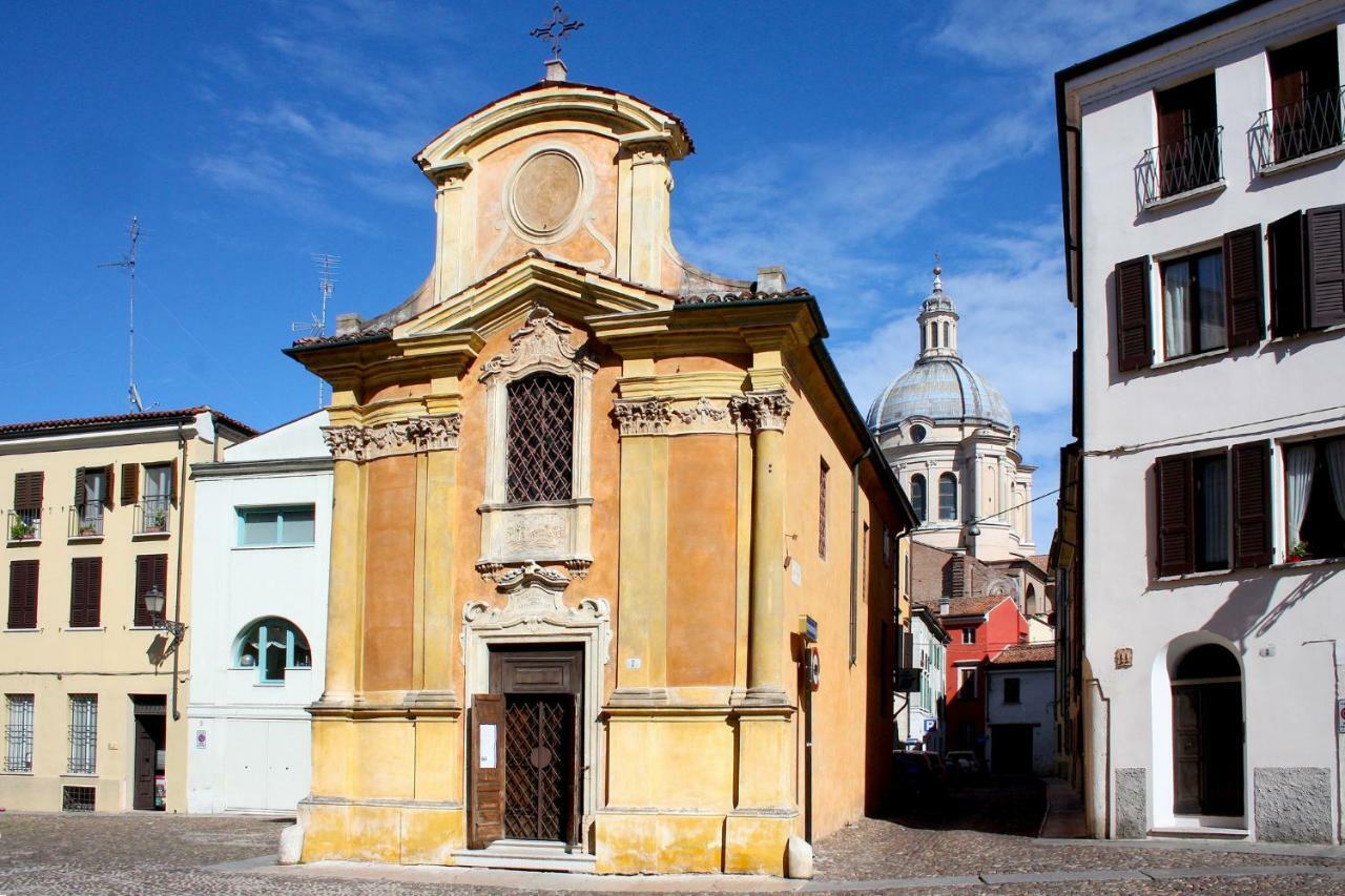B&B Casa Dei Poeti Mantova Exterior photo